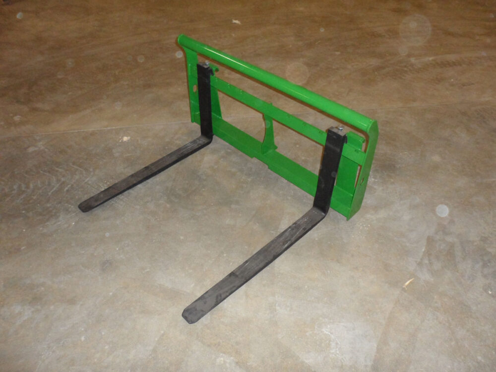 John Deere Compact Tractor Pallet Forks Attachment Photo 1