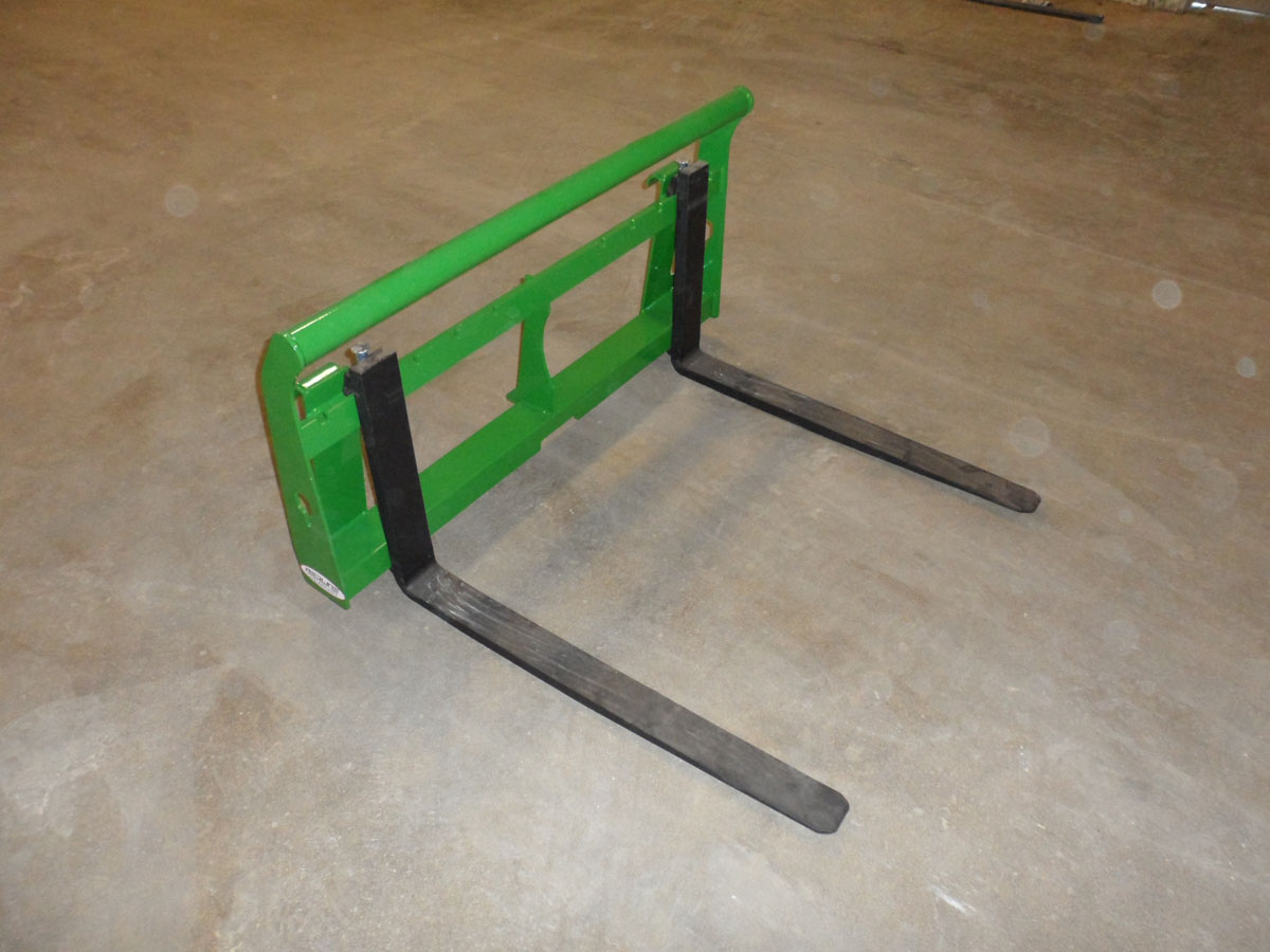 John Deere Compact Tractor Pallet Forks Redline Systems Inc Equipment Attachments