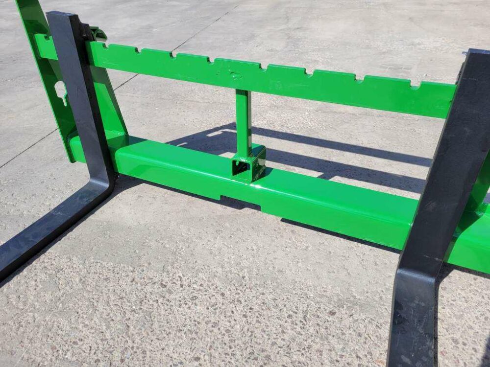 John Deere Compact Tractor Pallet Forks Attachment Photo 9